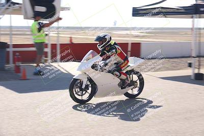 media/Nov-03-2025-Lets Ride (Mon) [[4d74c1c4d3]]/B Group/Grid/